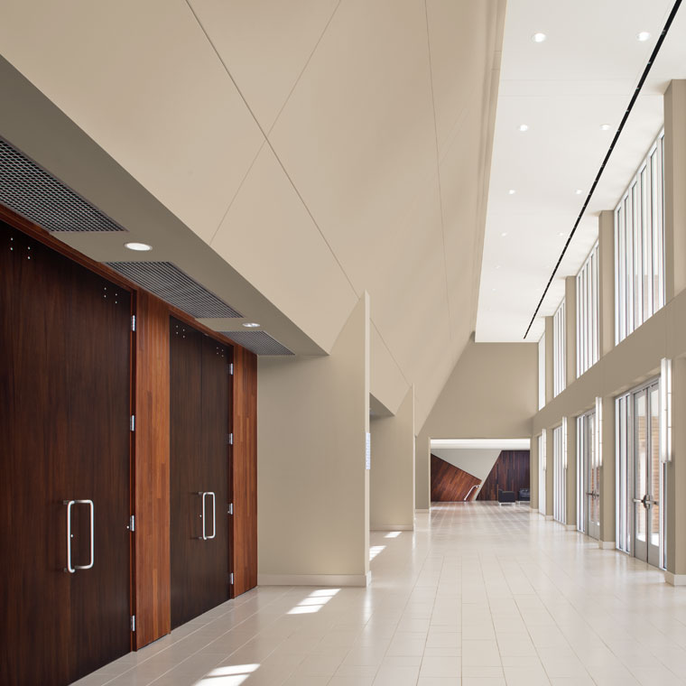 A theater entryway with glass doors.
Basswood MQ2-46
