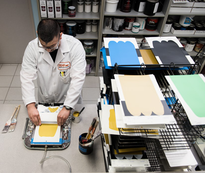 Behr Lab Technician conducting a drawdown.