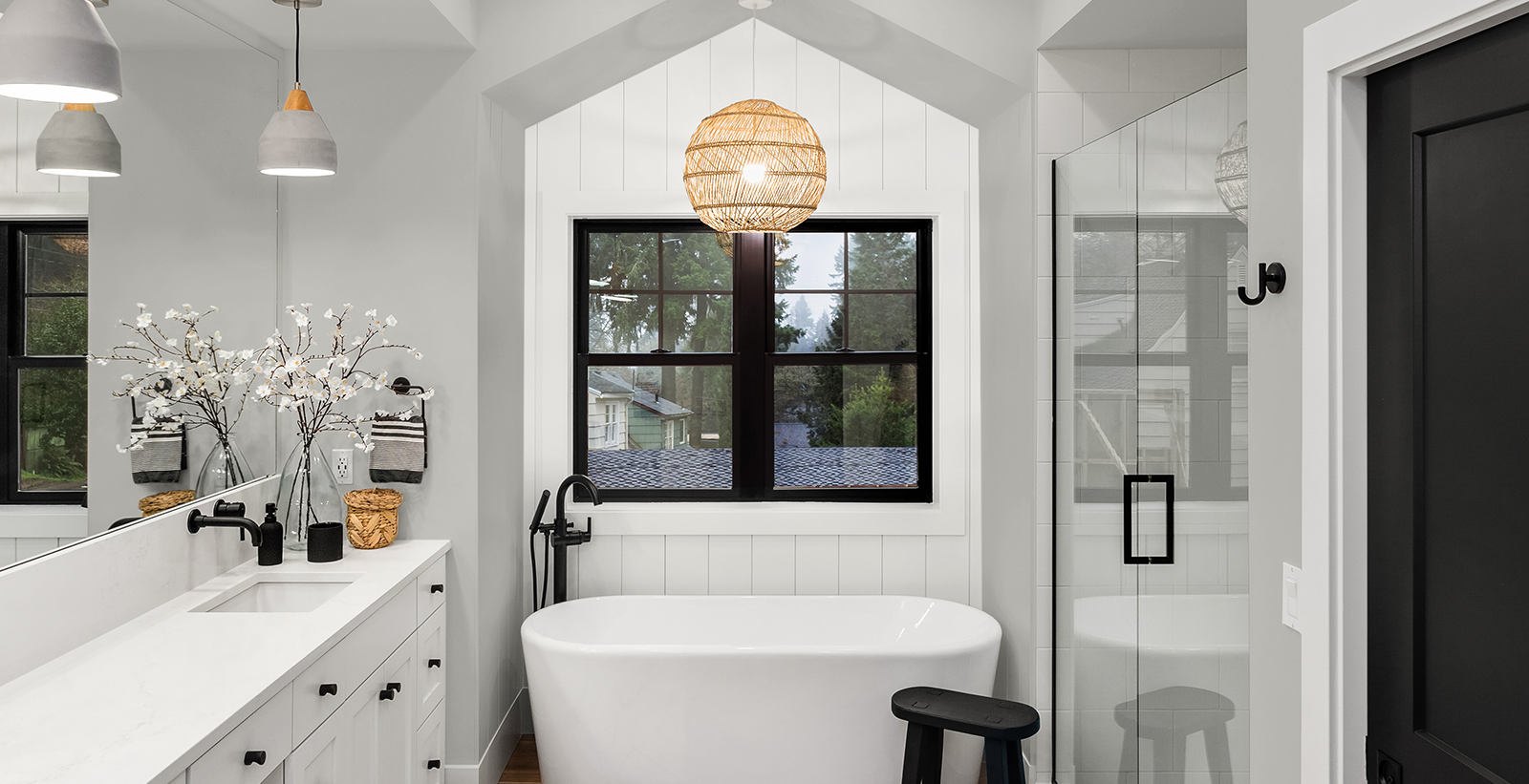 baño gris casual cálido y acogedor